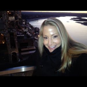 Meet your Posher, Janee